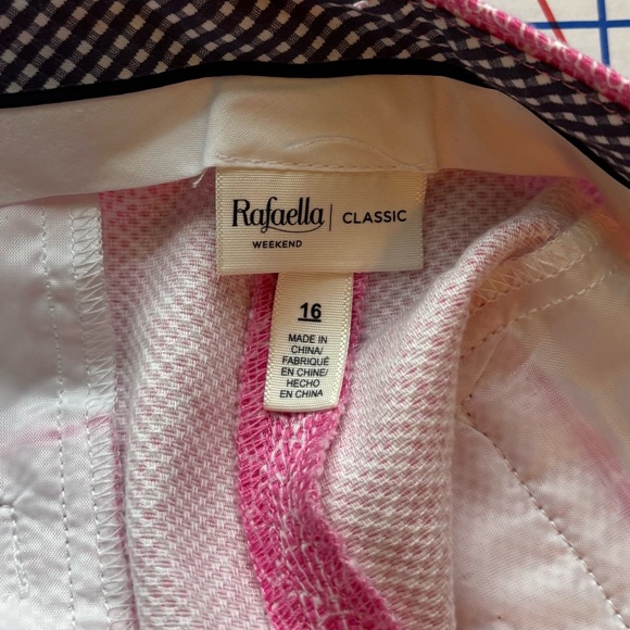 Rafaela Classic Weekend Pink Shell Print Bermuda Shorts – Size 16 - Picture 5 of 8